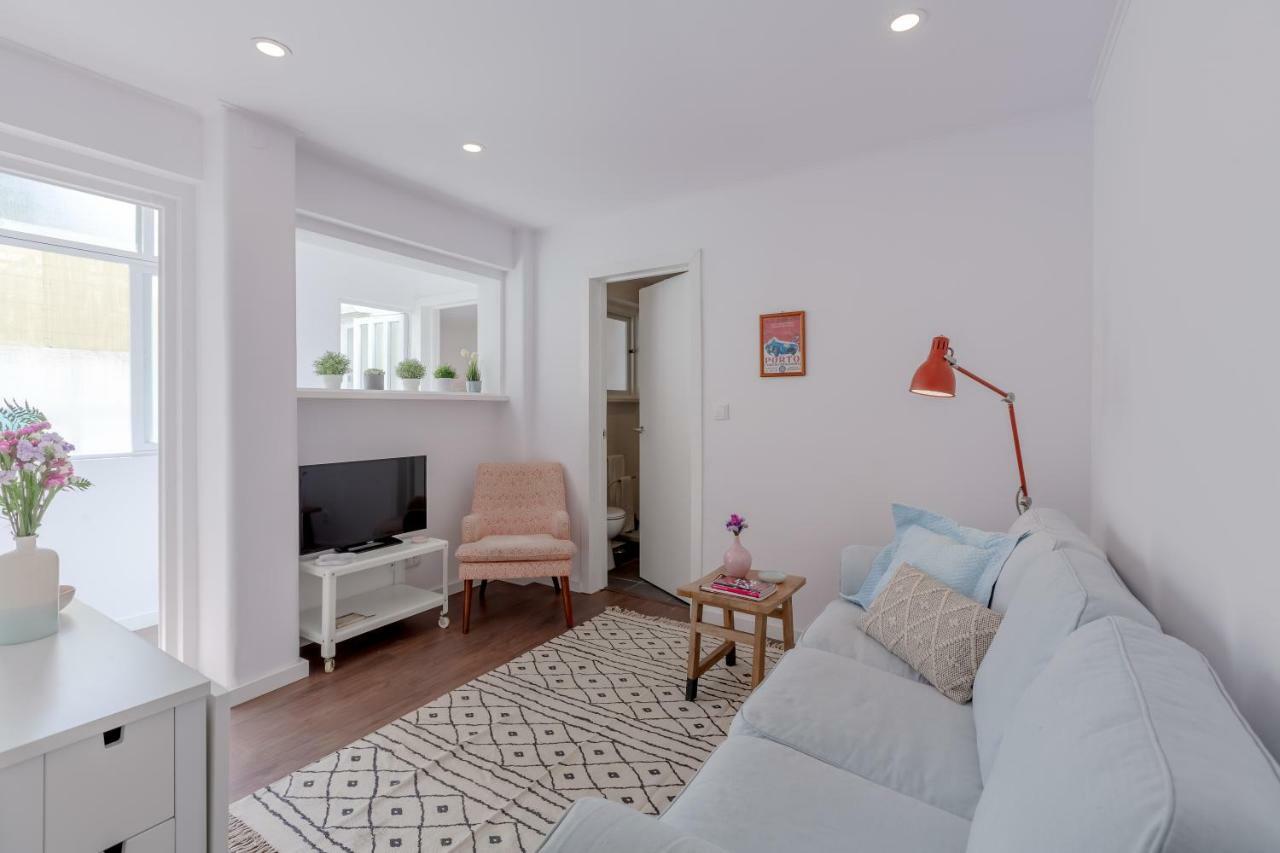 Sunny Apartment With Patio, By Timecooler Lisboa Exterior foto